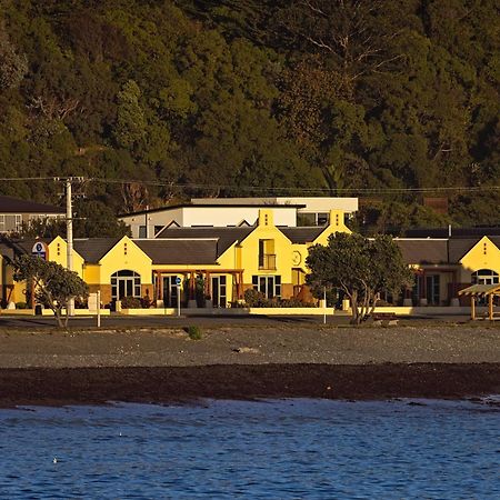 The Anchor Inn Beachfront Motel Kaikoura Exteriör bild
