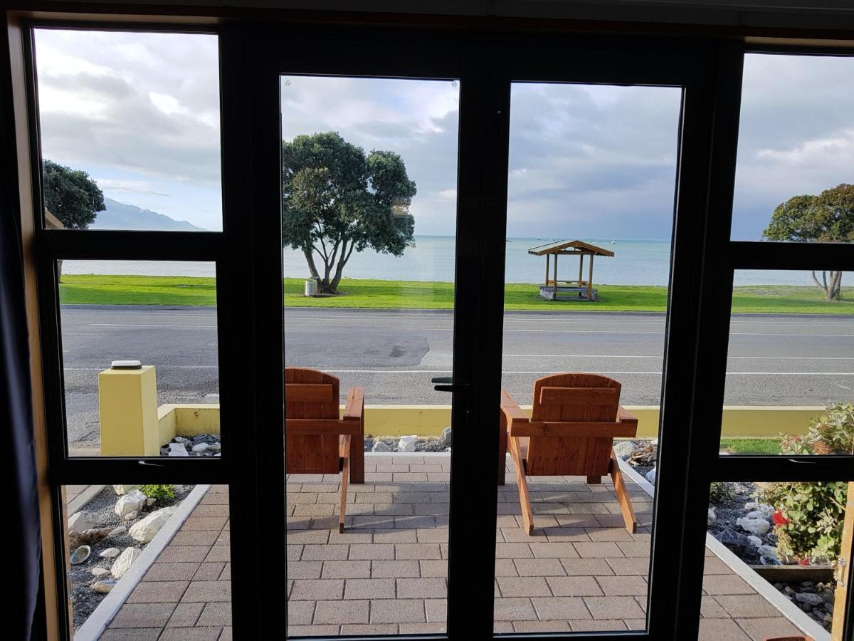 The Anchor Inn Beachfront Motel Kaikoura Exteriör bild