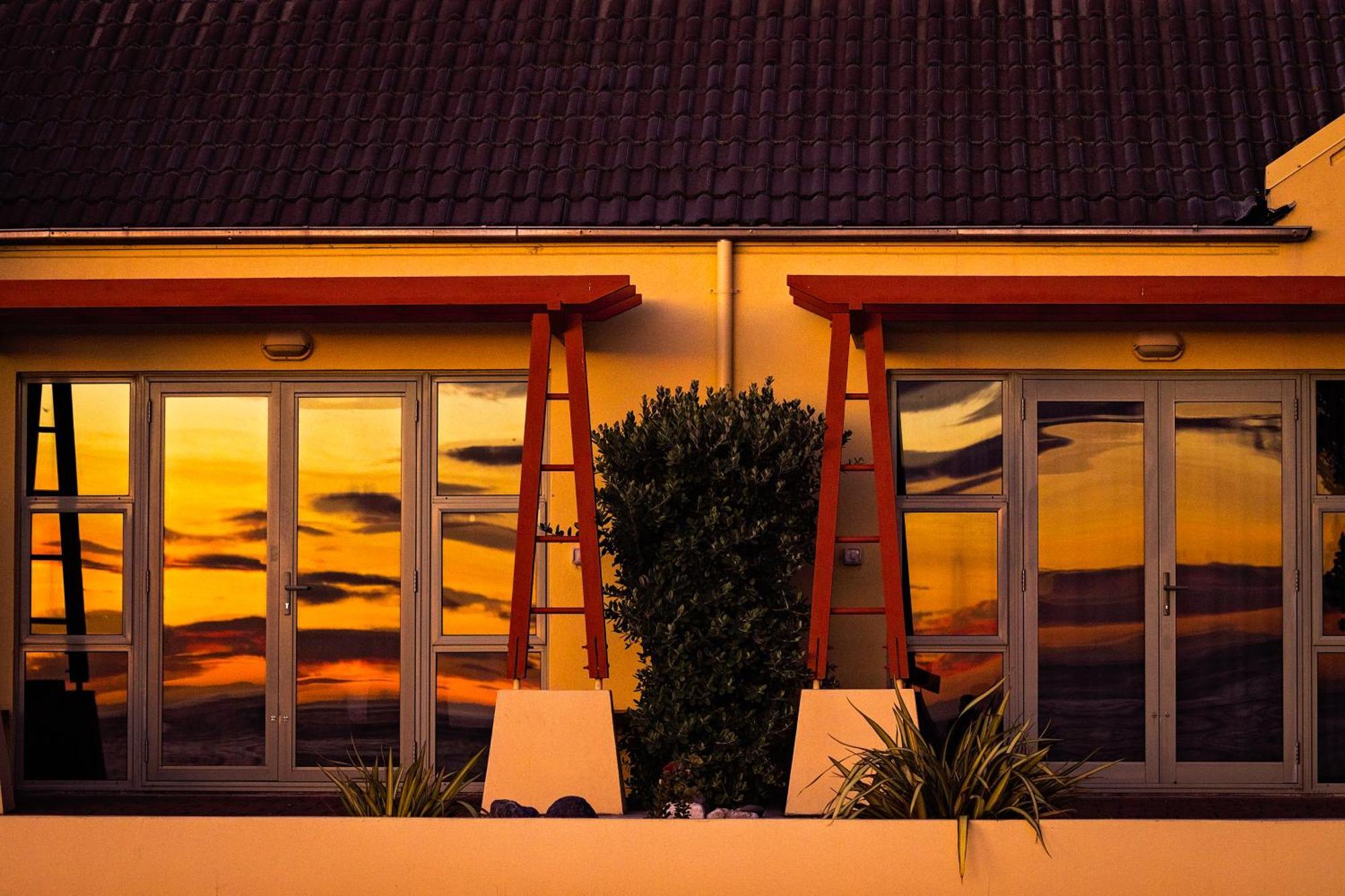 The Anchor Inn Beachfront Motel Kaikoura Exteriör bild