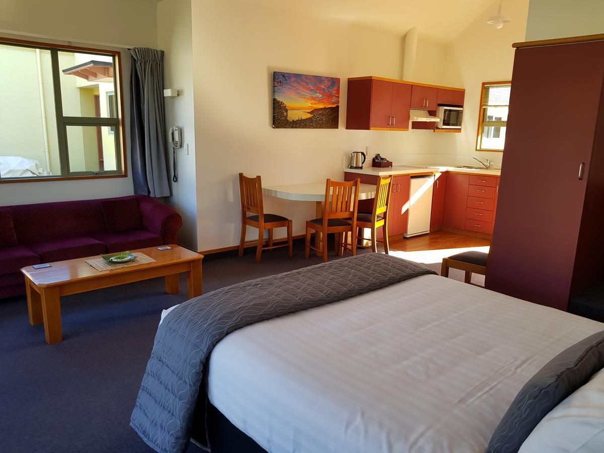 The Anchor Inn Beachfront Motel Kaikoura Exteriör bild
