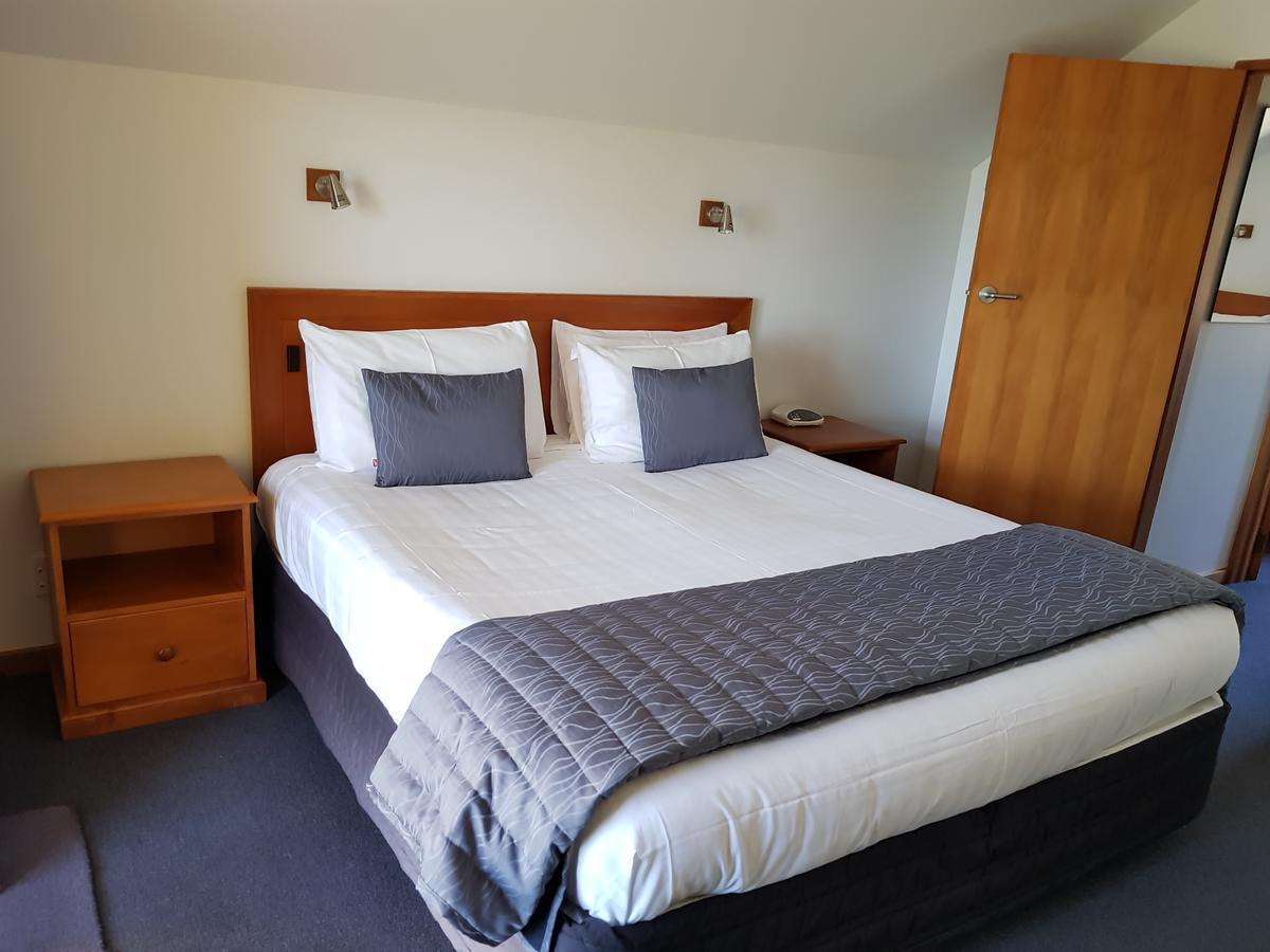 The Anchor Inn Beachfront Motel Kaikoura Exteriör bild